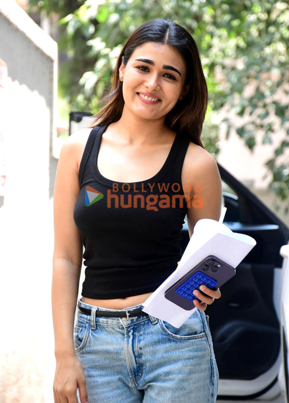 photos shalini pandey snapped in bandra 5 2