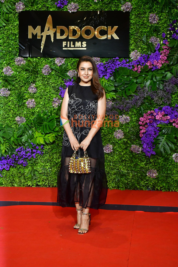 photos shraddha kapoor vicky kaushal kriti sanon tiger shroff and others attend the grand celebration of maddock films 6