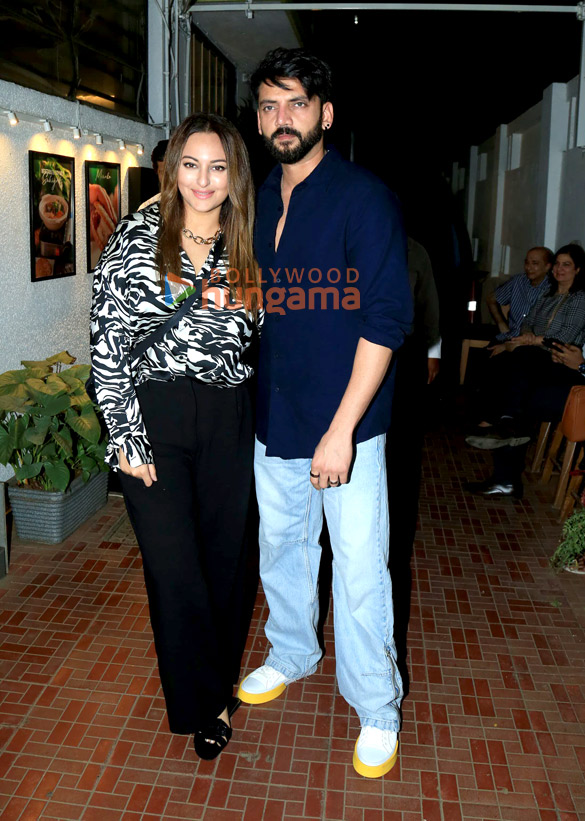 Photos: Sonakshi Sinha and Zaheer Iqbal snapped at Izumi in Bandra Photos: Sonakshi Sinha and Zaheer Iqbal snapped at Izumi in Bandra