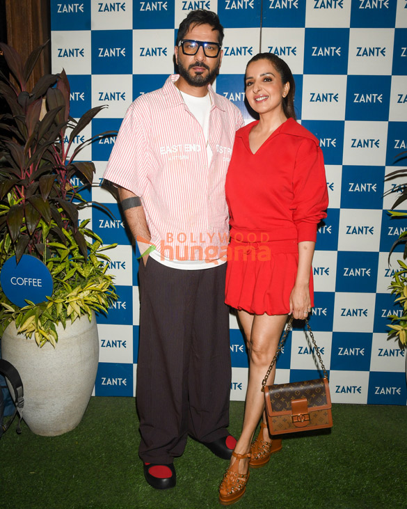 photos sonu nigam bhagyashree shilpa shetty kundra raj kundra shamita shetty and others were snapped at karan bawas baisakhi s 13