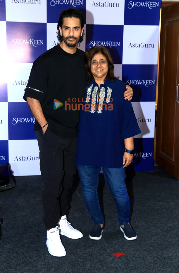 photos suhana khan gauri khan zoya akhtar shweta bachchan nanda and others were snapped at astaguru 22
