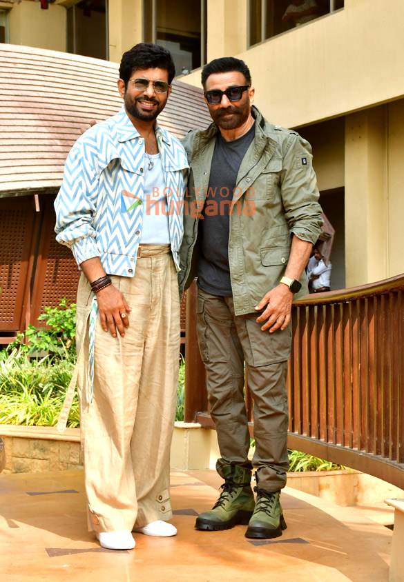 photos sunny deol randeep hooda and vineet kumar singh snapped promoting their movie jaat 5 photos sunny deol randeep hooda and vineet kumar singh snapped promoting their movie jaat 5