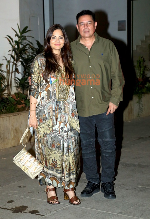 photos varun dhawan farah khan sussanne khan and others snapped at huma qureshis housewarming and eid party 1