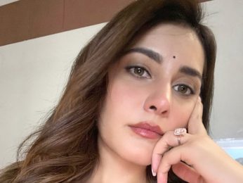 Raashii Khanna drops subtle glimpse of her role in the upcoming project Raashii Khanna drops subtle glimpse of her role in the upcoming project