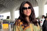 Richa Chaddha’s funky airport look