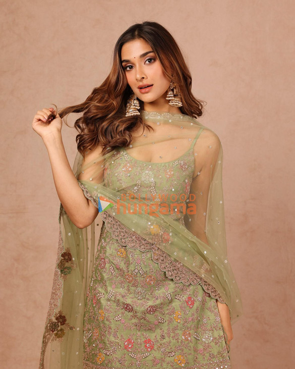 saiee manjrekar 3 49