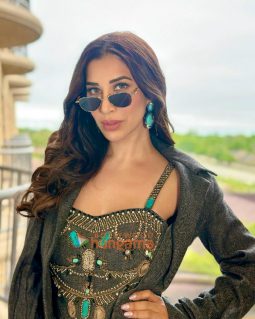 Sophie Choudry