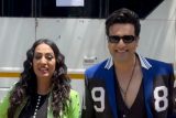 Jabardast Jodi Krushna & Kashmera walking together