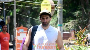Photos: Aditya Roy Kapur snapped outside a gym in Bandra