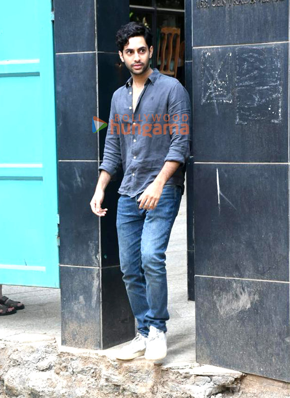 photos agastya nanda and naomika saran snapped outside maddock films office in santacruz 1