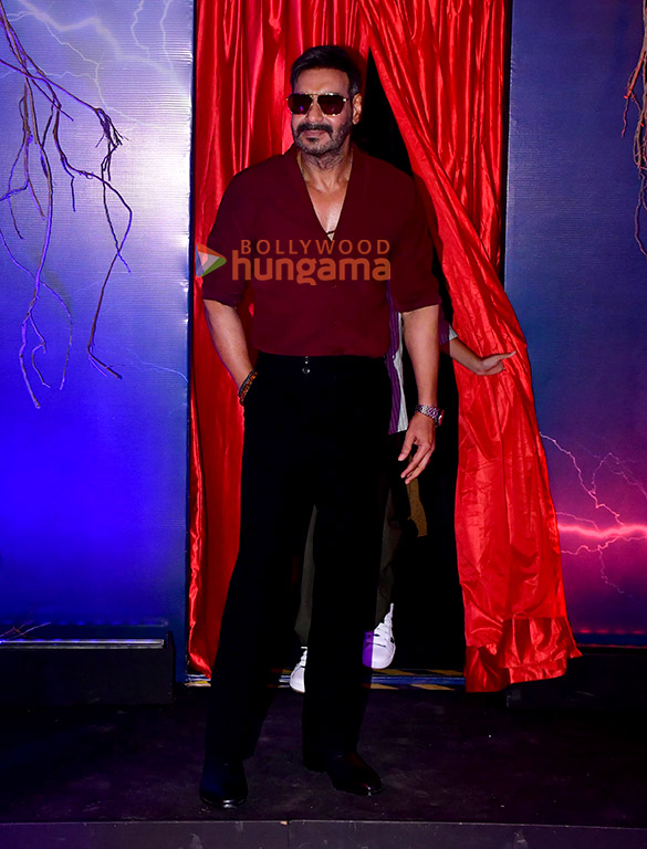 photos ajay devgn kajol kumar mangat pathak and others grace the trailer launch of maa 9