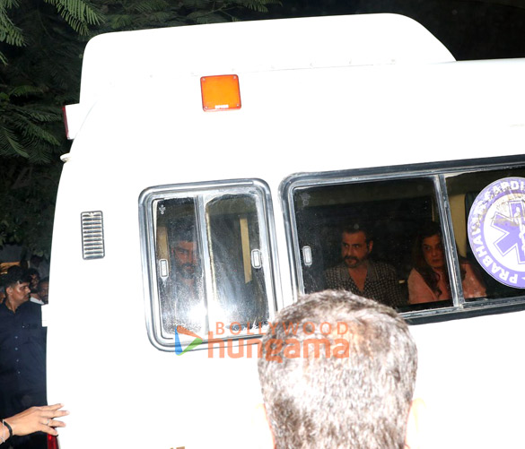photos anil kapoor arjun kapoor harsh varrdhan kapoor padmini kolhapure and baba azmi snapped at boney kapoors house 3