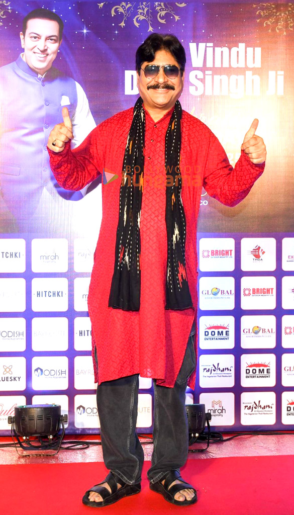 photos celebs grace vindu dara singhs birthday bash 10 3