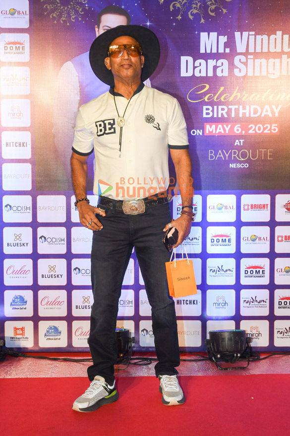 photos celebs grace vindu dara singhs birthday bash 6 5 6 26