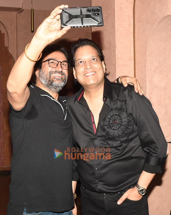 photos celebs grace vindu dara singhs birthday bash 6 5 6 36