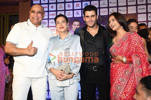 photos celebs grace vindu dara singhs birthday bash 6 5 6 37