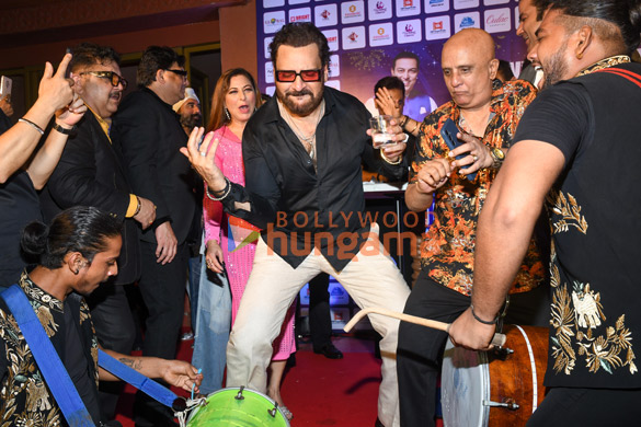 photos celebs grace vindu dara singhs birthday bash 6 5 6 5