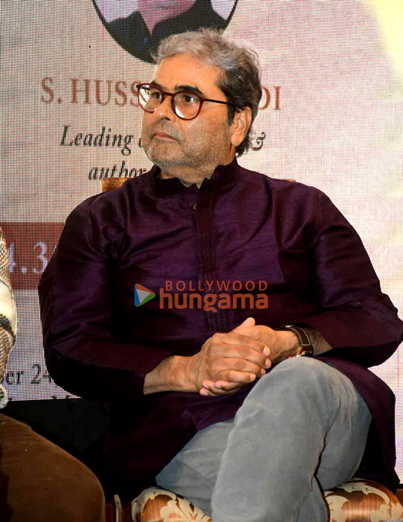 photos emraan hashmi and vishal bhardwaj attend the book launch of s hussain zaidis from karachi to dubai 5