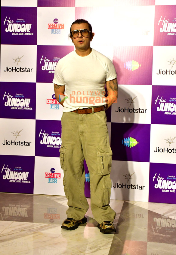 photos jacqueline fernandez neil nitin mukesh sonu nigam boman irani and others grace the musical night of hai junoon 11