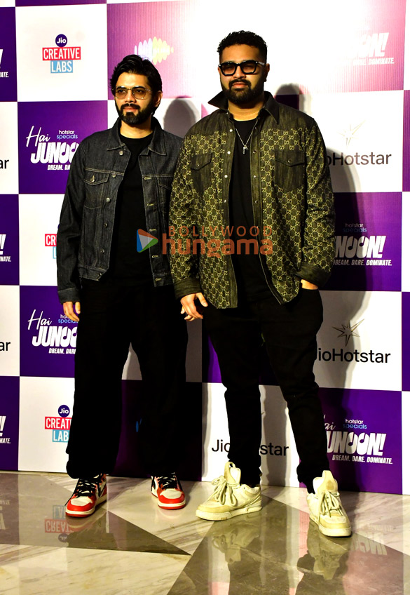 photos jacqueline fernandez neil nitin mukesh sonu nigam boman irani and others grace the musical night of hai junoon 8
