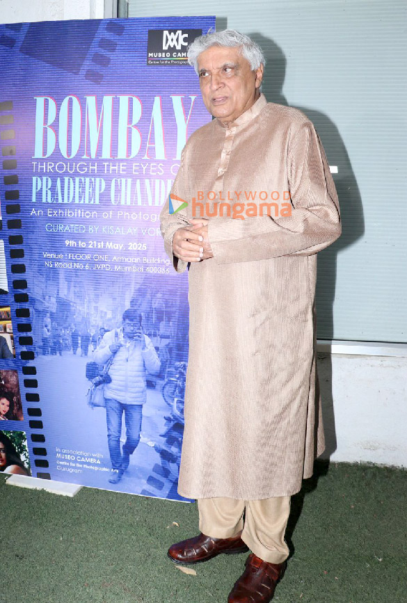 photos javed akhtar anand pandit and others snapped at the inauguration of pradeep chandras photo exhibition 5