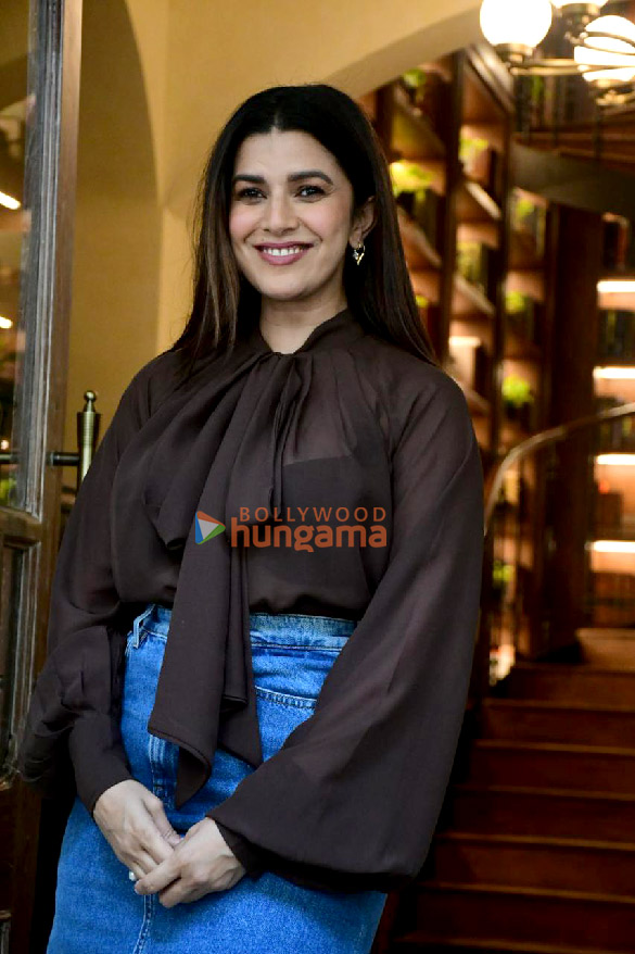 Photos: Nimrat Kaur snapped in Santacruz Photos: Nimrat Kaur snapped in Santacruz