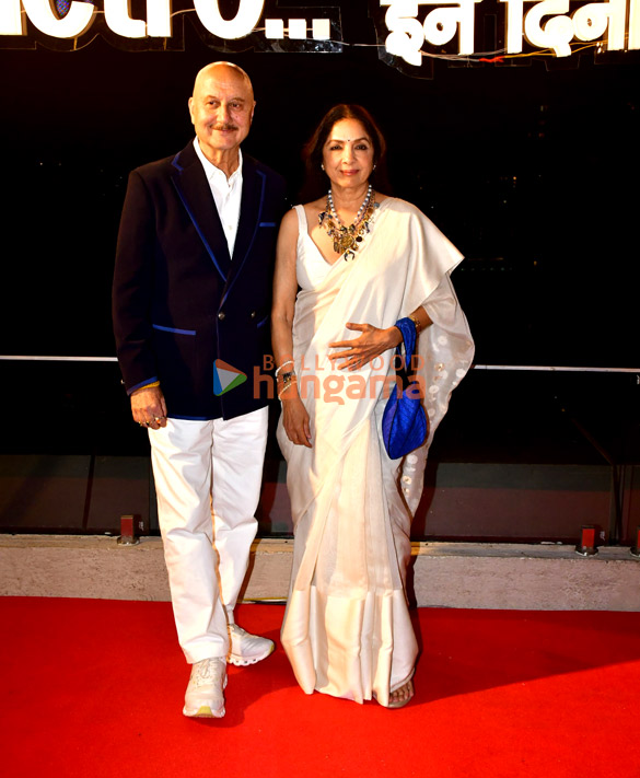 photos sara ali khan aditya roy kapur fatima sana shaikh ali fazal and others grace zamaana lage song launch from metro in dino 9