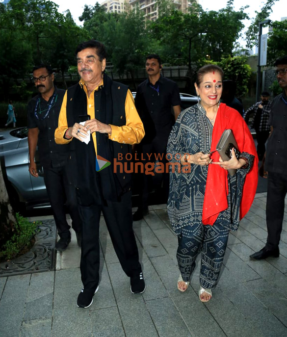 photos shatrughan sinha poonam sinha luv sinha kussh sinha snapped at house of creativity x designera art show 6