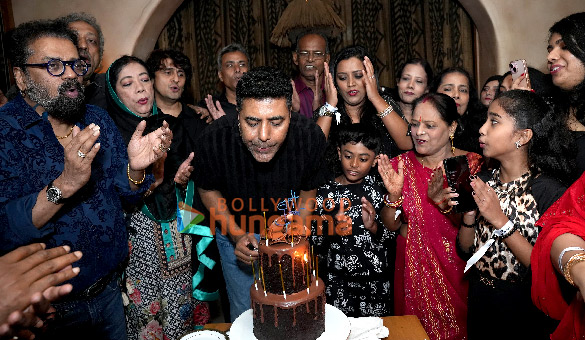 photos sonu nigam salim merchant sunil grover and others grace singer rabbani mustafa khans brithday bash 2