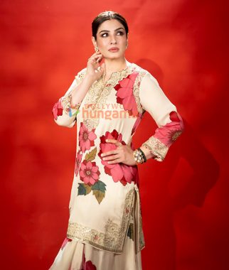 Celeb Photos Of Raveena Tandon