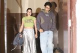 Ibrahim Ali Khan gets clicked with Sara Ali Khan & Palak Tiwari