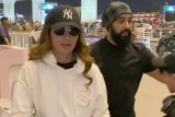 Vacay Shilpa Shetty, mode on! Shilpa Shetty gets clicked at the airport with family