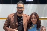 Rubina Dilaik & Aly Goni’s fun chitchat while they pose for media
