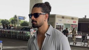 Sooraj Pancholi greeting fans at the airport