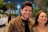 Vishal Jethwa spotted with his mom at the airport