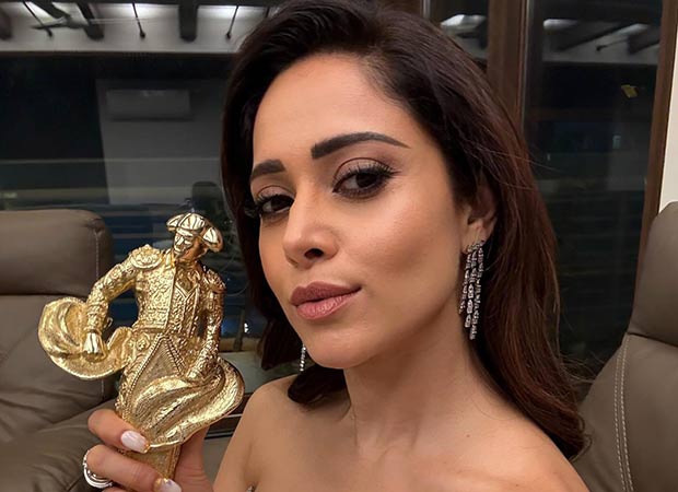 Bollywood Hungama Style Icons Summit and Awards 2025: Nushrratt Bharuccha gets emotional accepting award for Chhorii 2; says, “You have no idea what this means to me” 2025 : Bollywood News – Bollywood Hungama