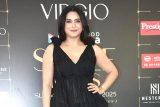 All black attire for the day! Madhurima Tuli at Bollywood Hungama’s Style Icon Panel