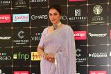 Isha Koppikar in lilac saree attends Bollywood Hungama’s Style Icon Panel