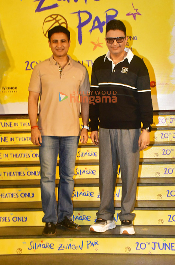 photos aamir khan tiger shroff and others grace the premiere of sitaare zameen par 1043 17
