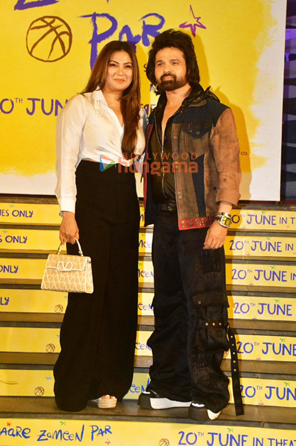 photos aamir khan tiger shroff and others grace the premiere of sitaare zameen par 1043 2