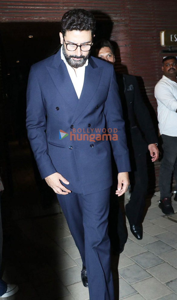 Photos: Abhishek Bachchan snapped in Juhu Photos: Abhishek Bachchan snapped in Juhu