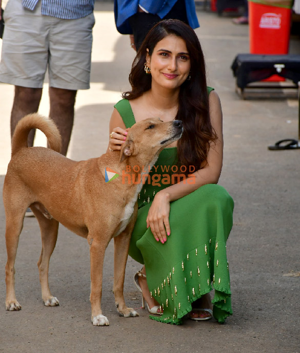 photos aditya roy kapur sara ali khan ali fazal fatima sana shaikh and others snapped promoting metro in dino on the sets of the kapil sharma show 13