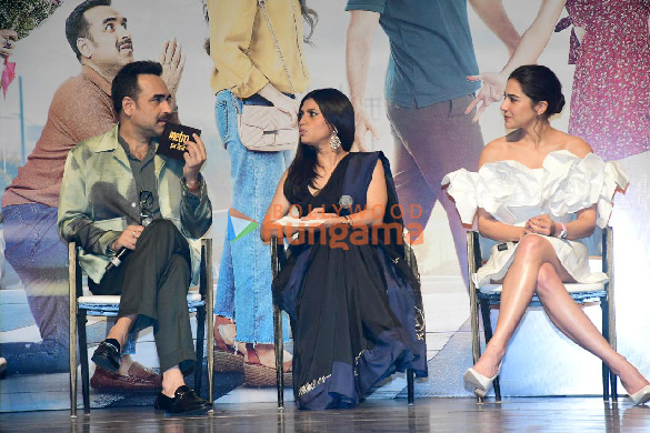 photos aditya roy kapur sara ali khan anupam kher fatima sana shaikh and others grace the trailer launch of metroin dino 25 6