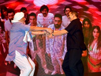 Photos: Akshay Kumar, Jacqueline Fernandez, Sonam Bajwa, Nana Patekar and others snapped promoting their film Housefull 5 in Pune | Parties & Events