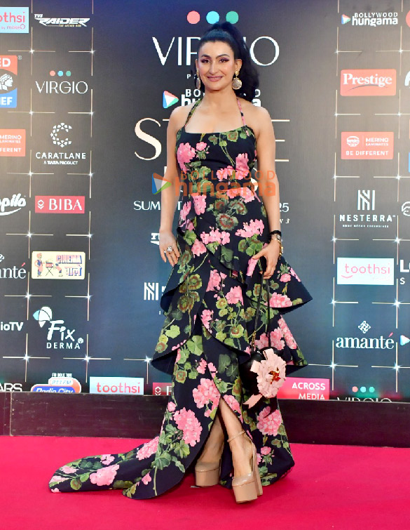 photos akshay kumar vidya balan tiger shroff sunny leone nushrratt bharuccha and others grace the red carpet at bollywood hungama style icons summit and awards 2025 2 2