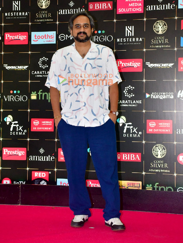 photos akshay kumar vidya balan tiger shroff sunny leone nushrratt bharuccha and others grace the red carpet at bollywood hungama style icons summit and awards 2025 3 2