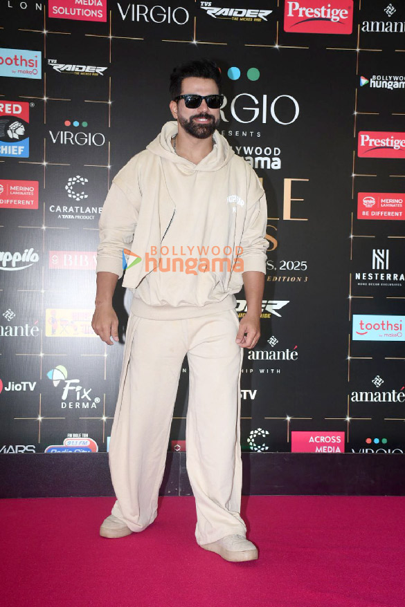 photos celebs grace the red carpet at bollywood hungama style icons summit and awards 2025 2