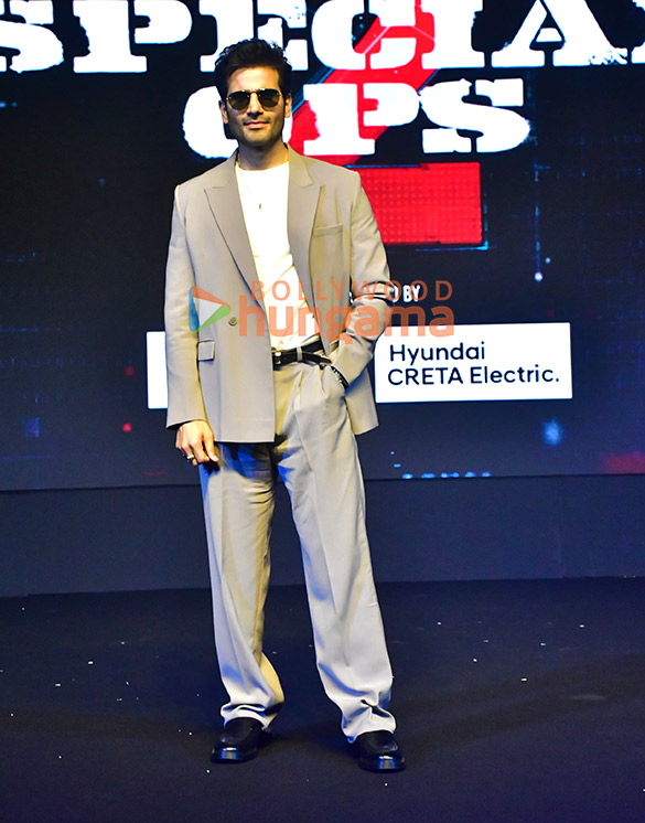 photos kay kay menon saiyami kher tahir raj bhasin and others grace the trailer launch of special ops season 2 5