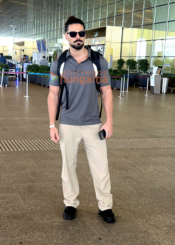 photos mouni roy sooraj pancholi and abhijeet bhattacharya snapped at the airport 5 2