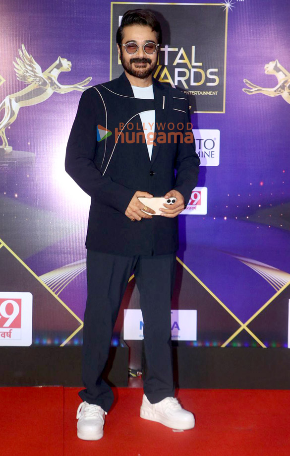 photos nushrratt bharuccha kajol sunny leone and others grace iwm buzz ott and web entertainment awards 13